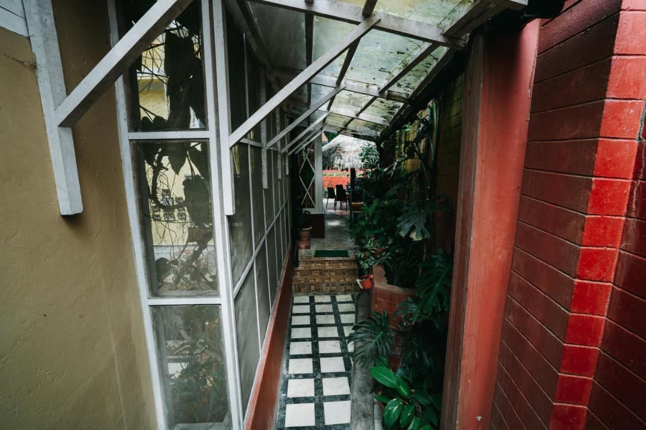 Rock Cliff Home Stay Shillong Zewnętrze zdjęcie